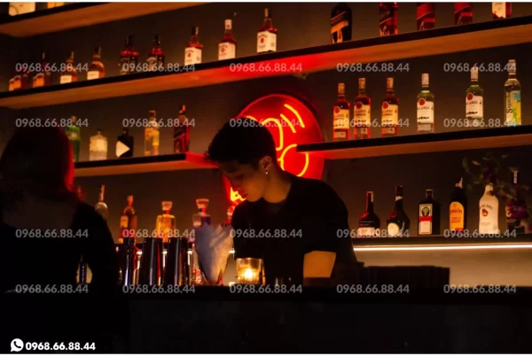 O2O Bar - Số 11 phố Hàng Chĩnh