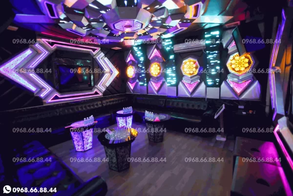 Karaoke Luxury - 66 Nguyễn Phong Sắc