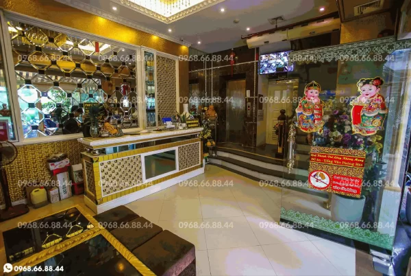 Karaoke Thanh Hằng - Ngõ 135 Đội Cấn