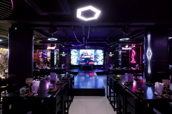 TOXIC BEER & LOUNGE  - 181 Trường Chinh