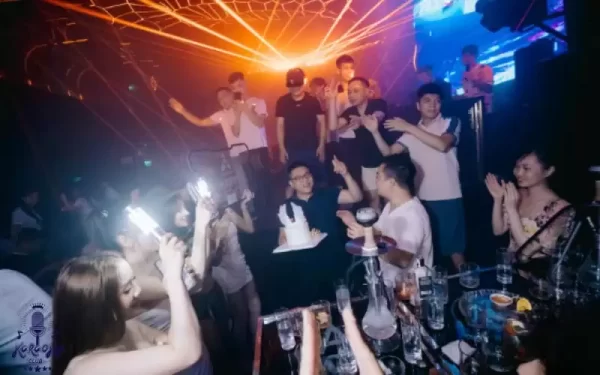 A9 club 37 nguyễn hoàng nam từ liêm