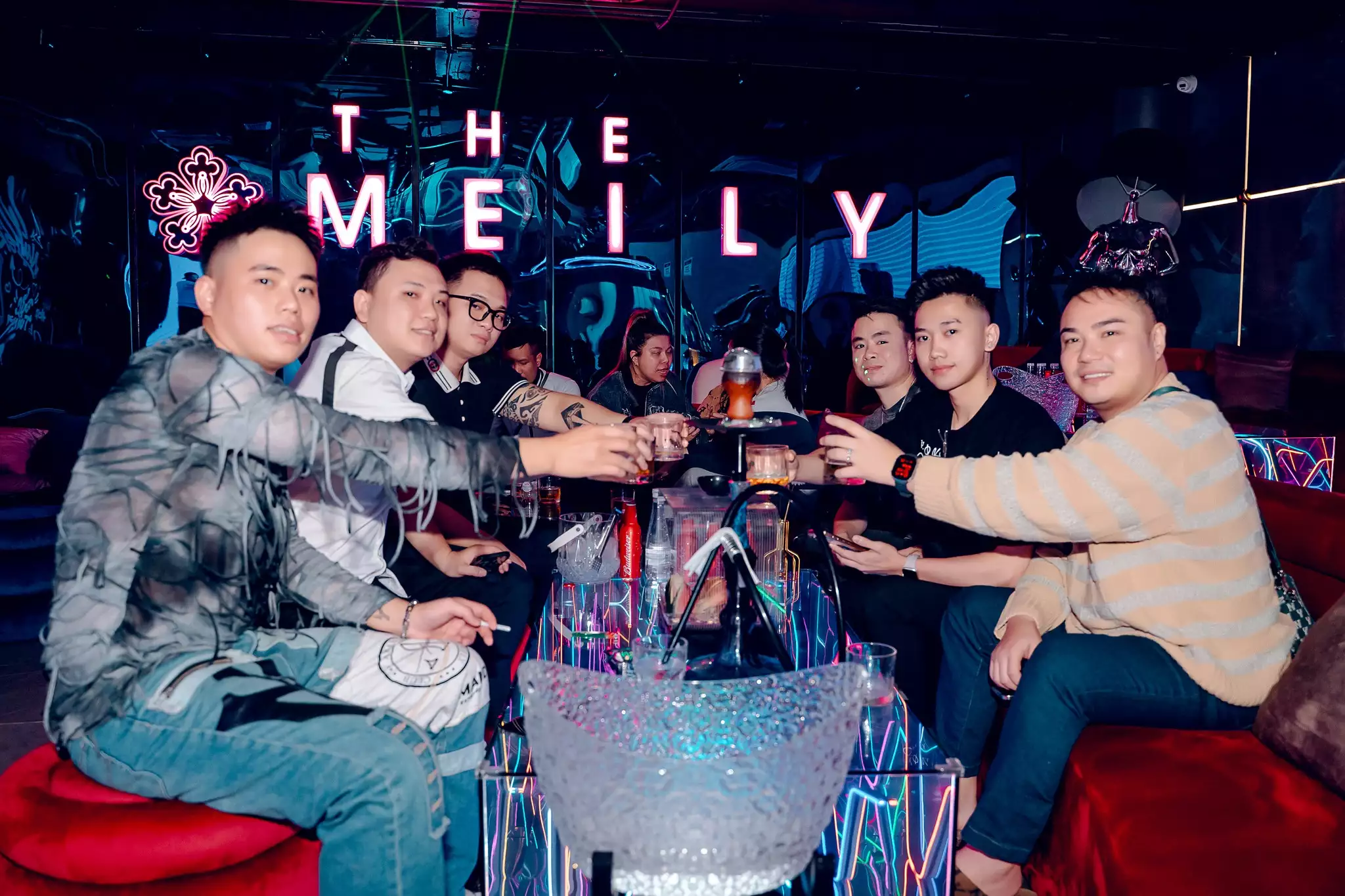 The meily-lounge-đong-da