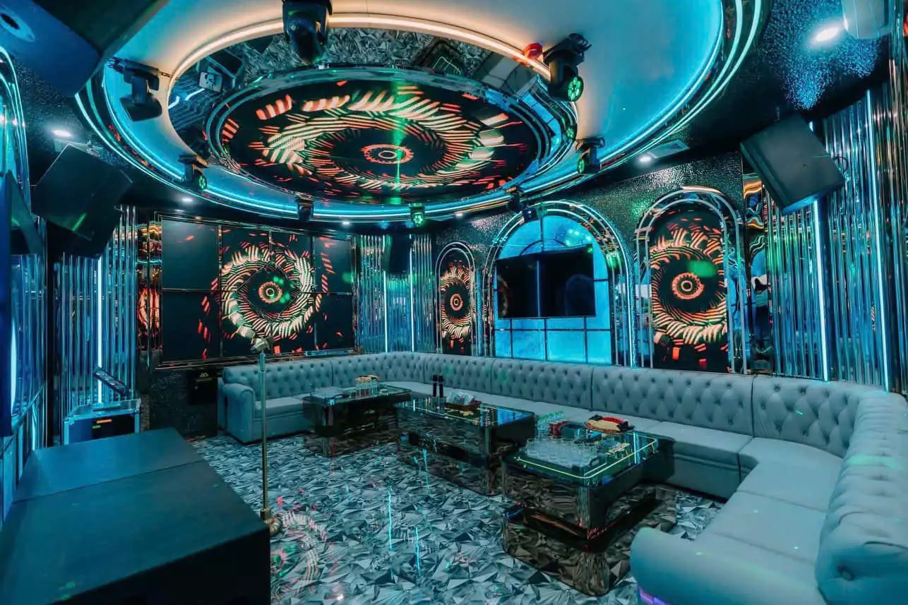 Karaoke Lục Giác