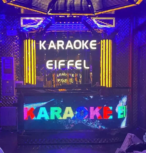 Karaoke EIFFEL