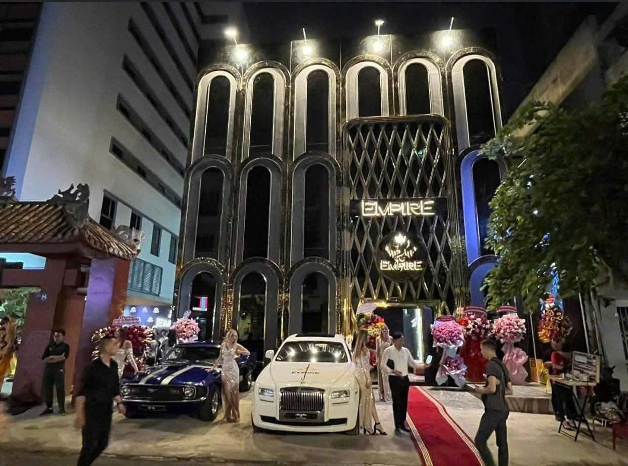 Empire Club Quận 1 giaitriktv com 18