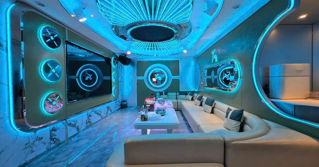 Karaoke Hà Nội Club giaitriktv com 2